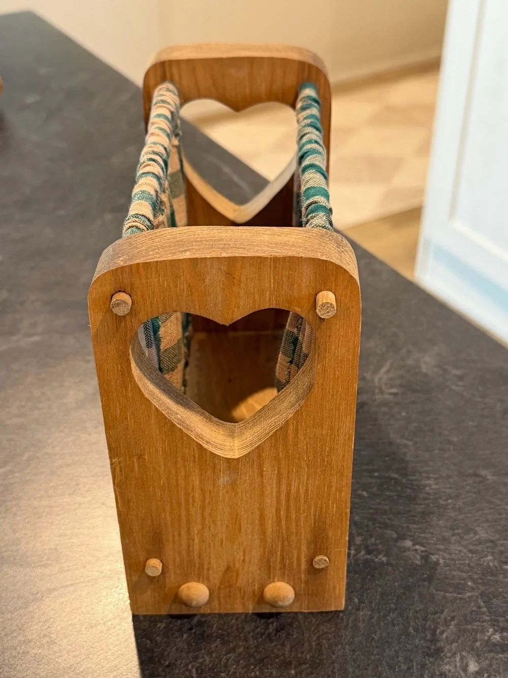 Vintage Cottage Core Wooden Heart Mail Holder Letter Organizer Desk Caddy 90’s